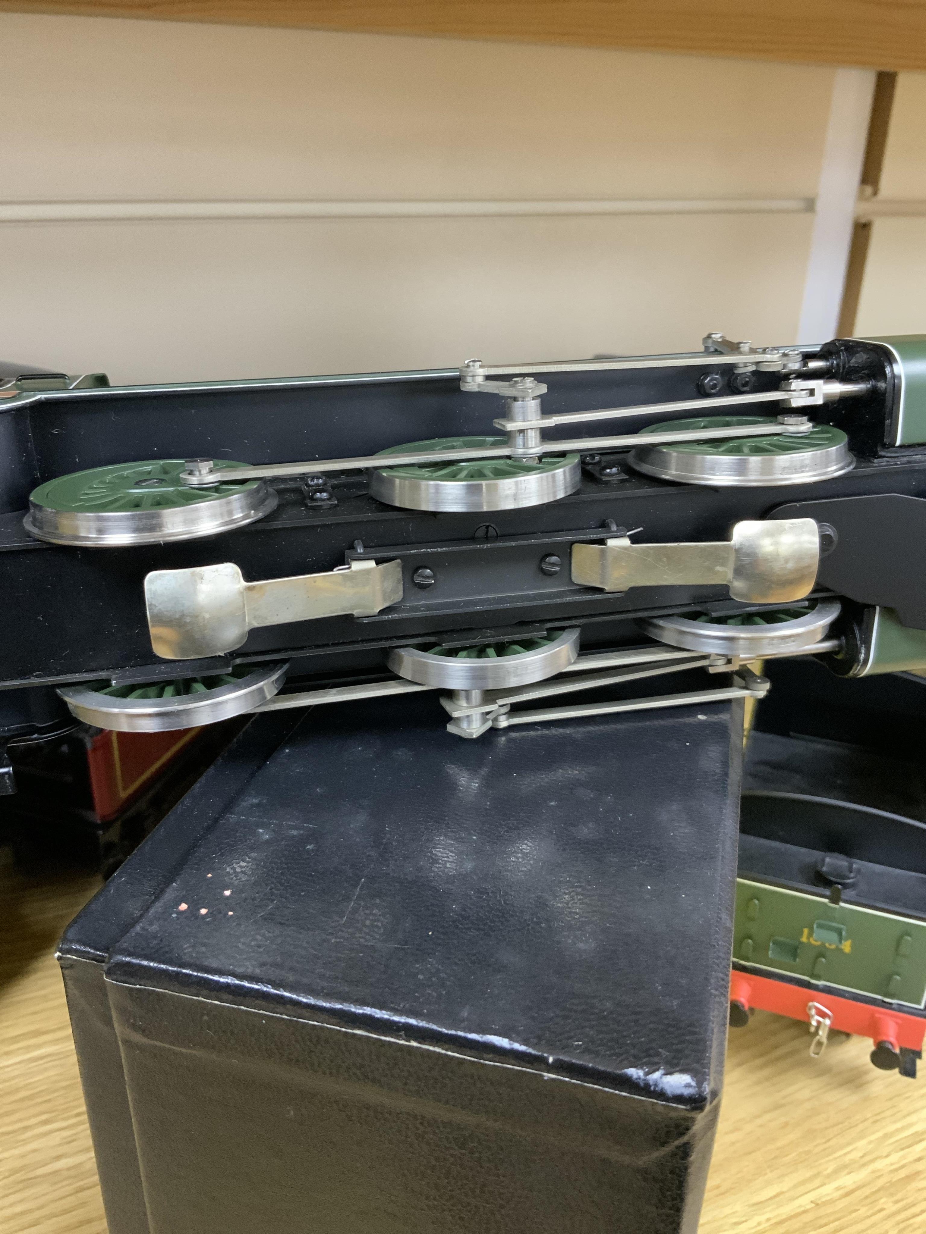 A boxed Bassett-Lowke by Corgi 0 gauge tinplate Southern Railway Maunsell N class 2-6-0 tender locomotive, 1864, in green livery, a special limited release, with option for two or three rail running, with instruction lea